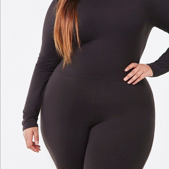 Long sleeved romper - Picture 2 of 4